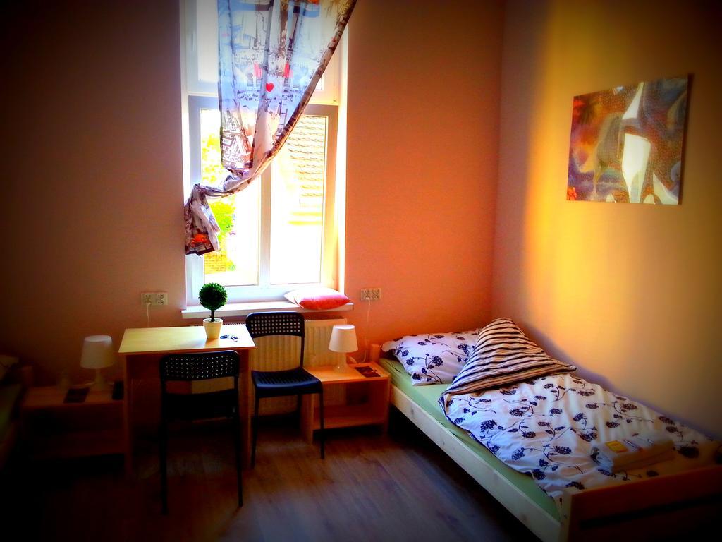 Hostel Puzzle - Jezyce Poznań Exterior foto